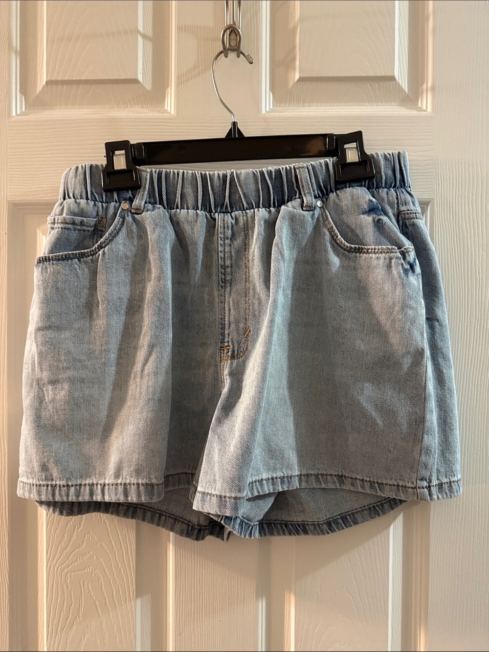 Kensie Light Wash Denim Shorts with Elastic Waist